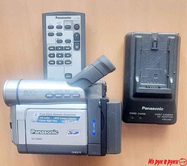 Видеокамера Panasonic NV-DS65
MiniDV, 1/6", 1CCD, фоторежим, zoom 10x,