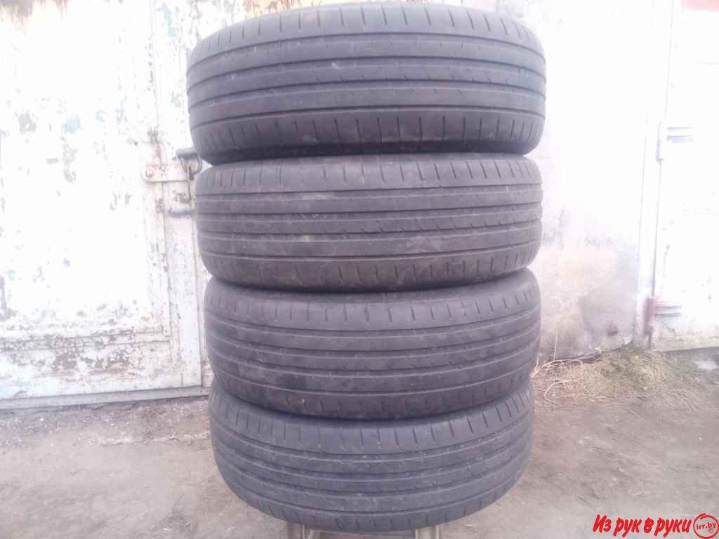 продаю шины 195/65 r17 Хорошее состояние цена за четыре шины остаток п