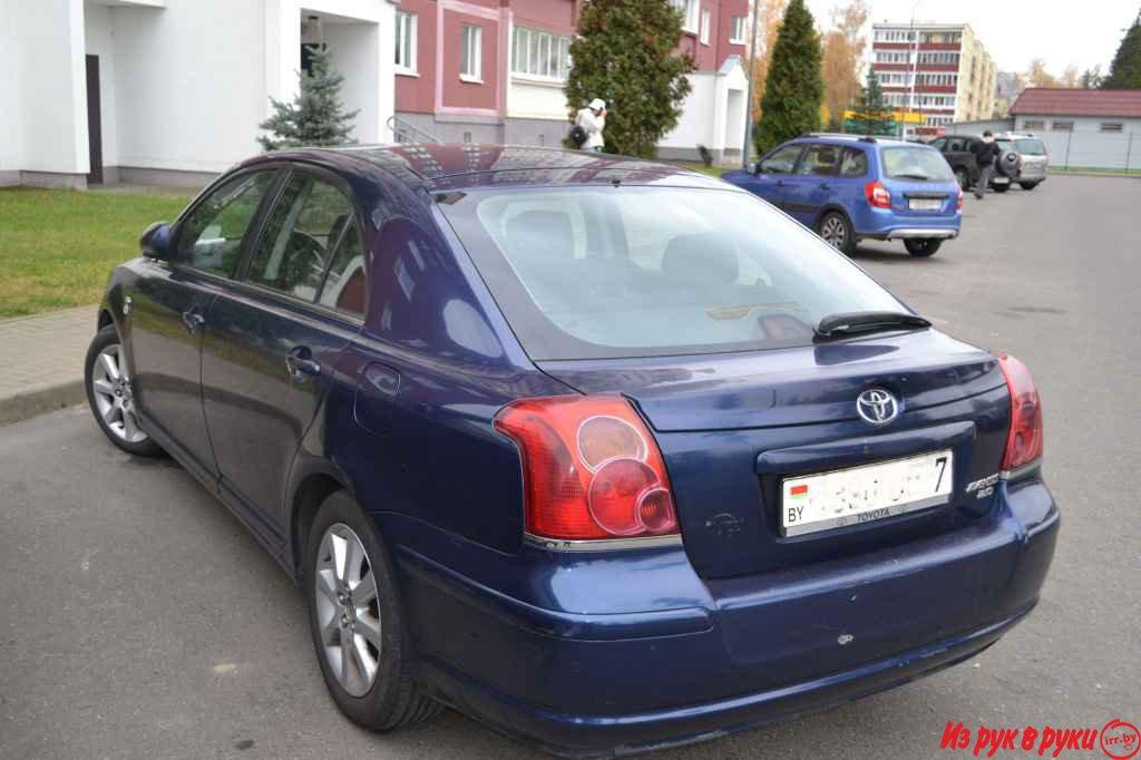 Toyota Avensis, седан, 2004 г.в., механика, 2 л, цвет: синий металлик