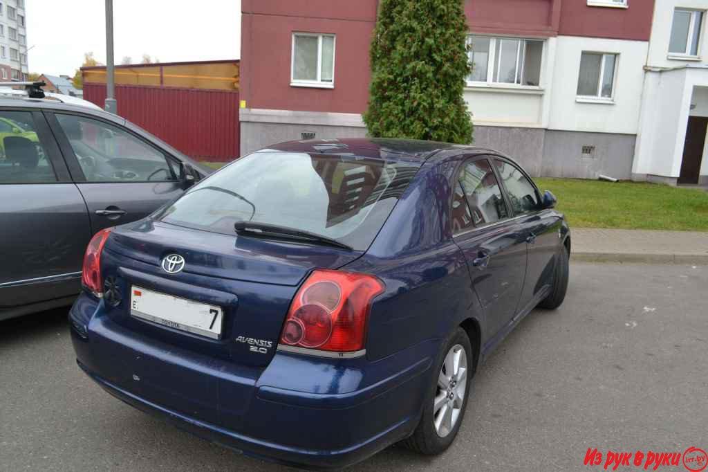 Toyota Avensis, седан, 2004 г.в., механика, 2 л, цвет: синий металлик