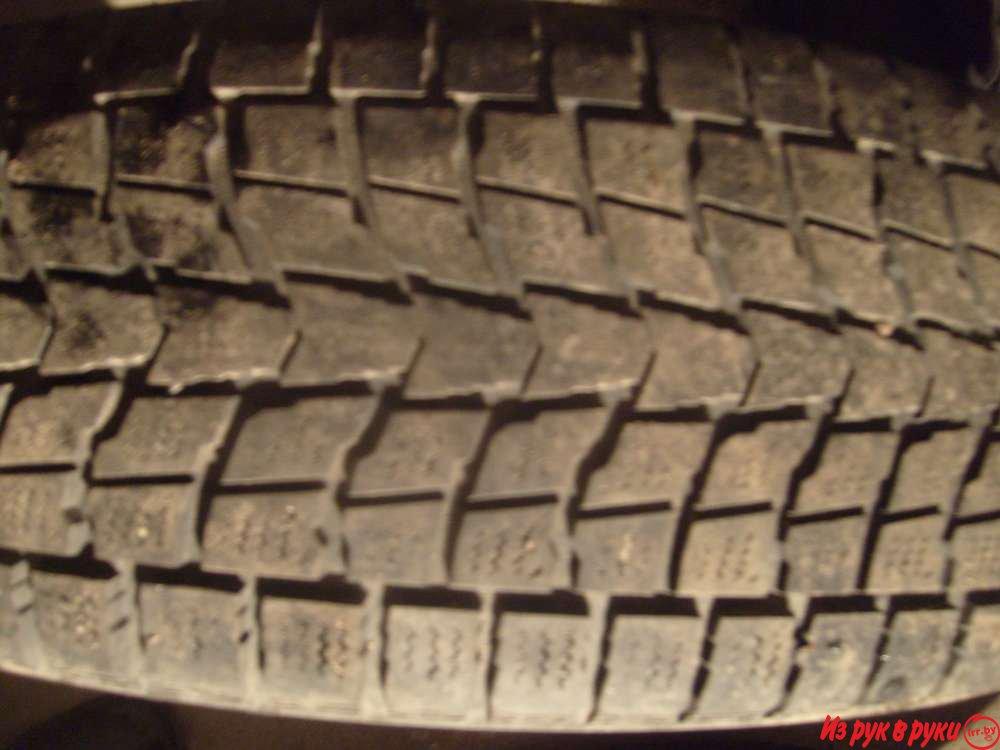 пара Dunlop grandtrek SJ6 235/70 r15 остаток 3-4-5 мм – 22 уе за пару