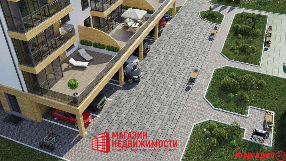 В продаже квартира с огромной (50 м2) террасой, находится в доме улучш