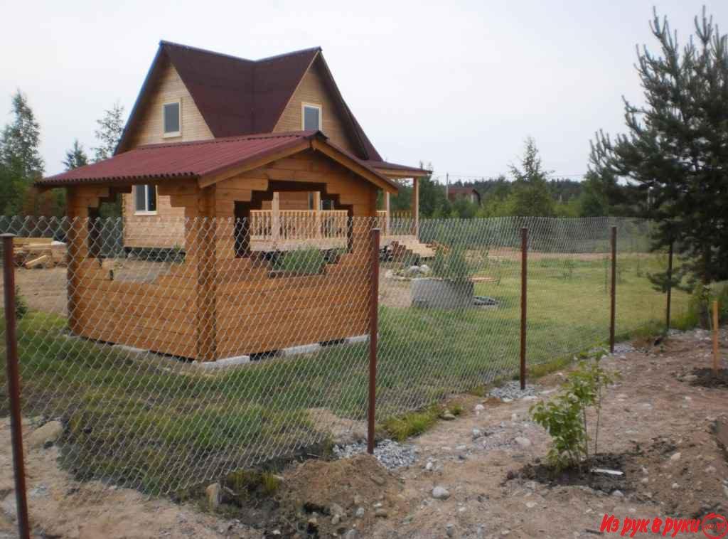 Столбы для забора. Столбики под сетку рабица