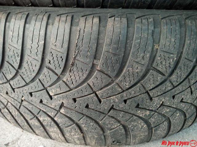 пара Goodyear UltraGrip 9 195/65 r15 остаток 4-5 мм 40 уе за пару