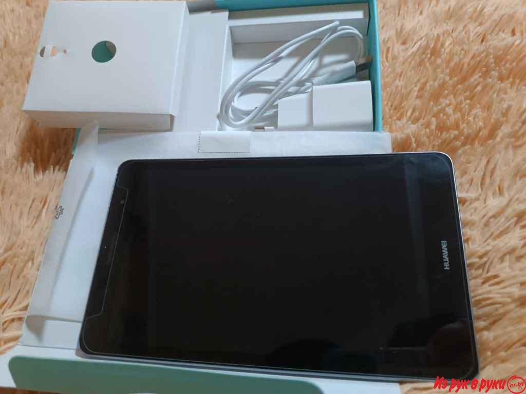 Huawei Media Pad Tab 3 8" 16Gb Android 7 3g в коробке
.
Состояние ново