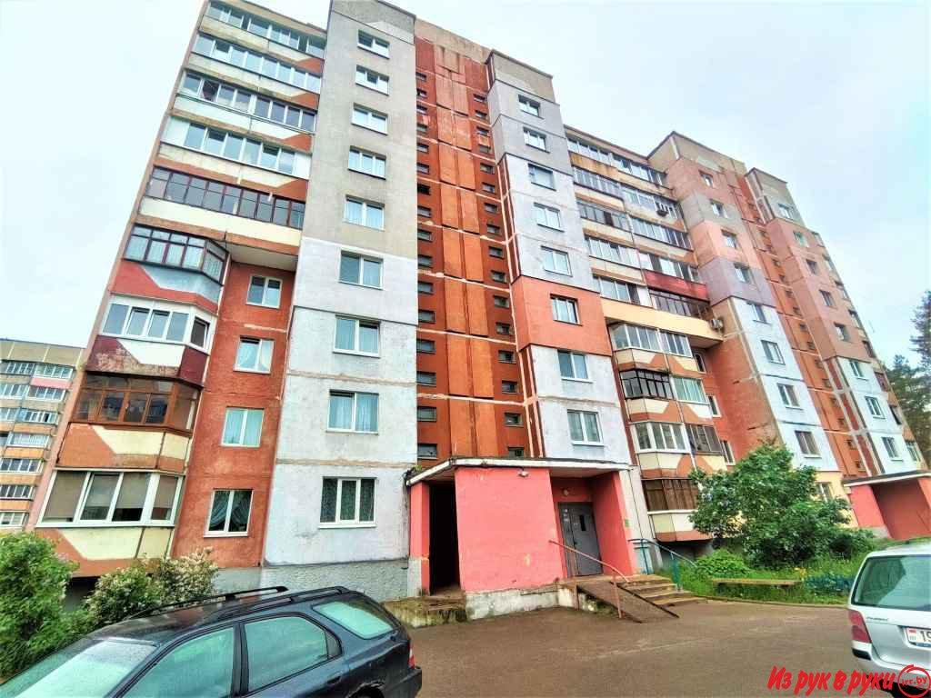 В продаже 2 комнаты (47/100 долей) в 4-комнатной квартире большой площ