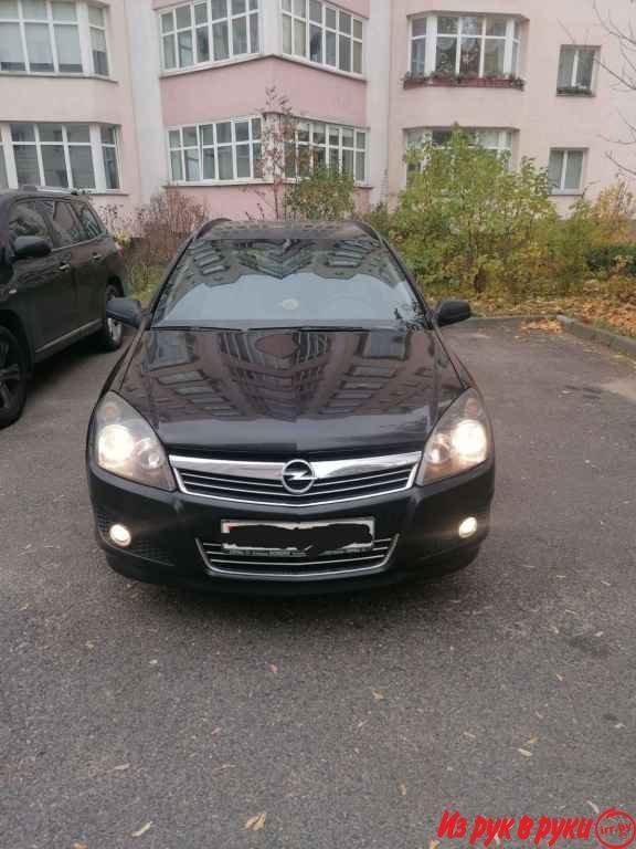 Opel Astra, универсал, 2009 г.в., механика, 1.4 л, цвет: черный