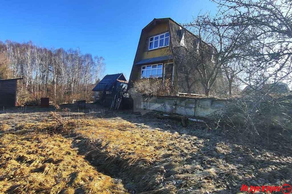 Отличная дача с 3-х уровневым домом

Все окна стеклопакеты

Печь и Кам