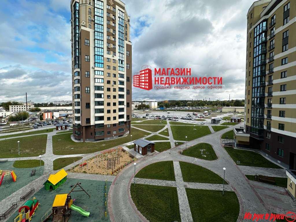 Продается новая современная четырехкомнатная квартира в самом центре г