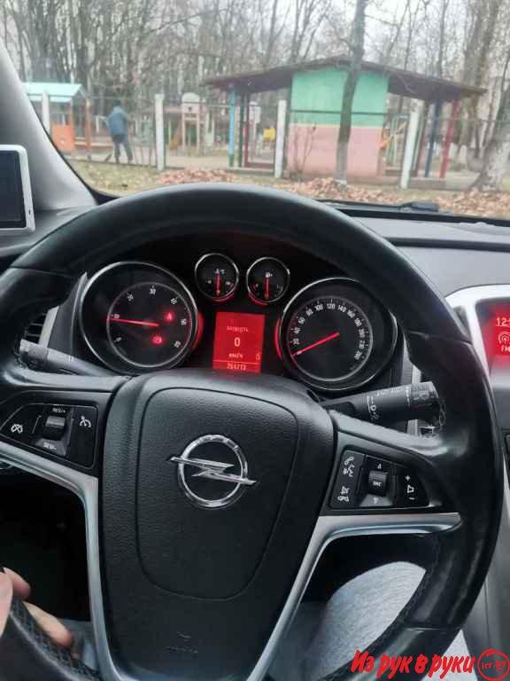 Opel Astra, универсал, 2010 г.в., механика, 1.7 л, цвет: серый металли