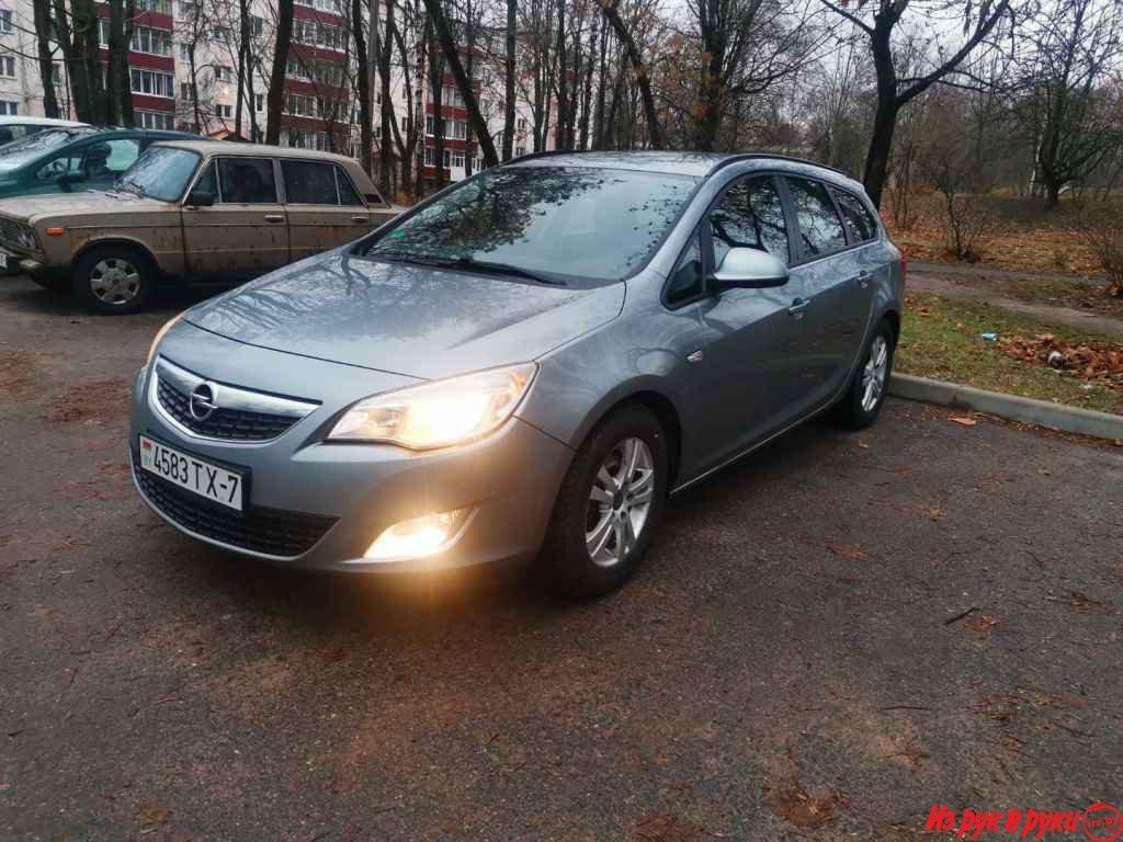 Opel Astra, универсал, 2010 г.в., механика, 1.7 л, цвет: серый металли