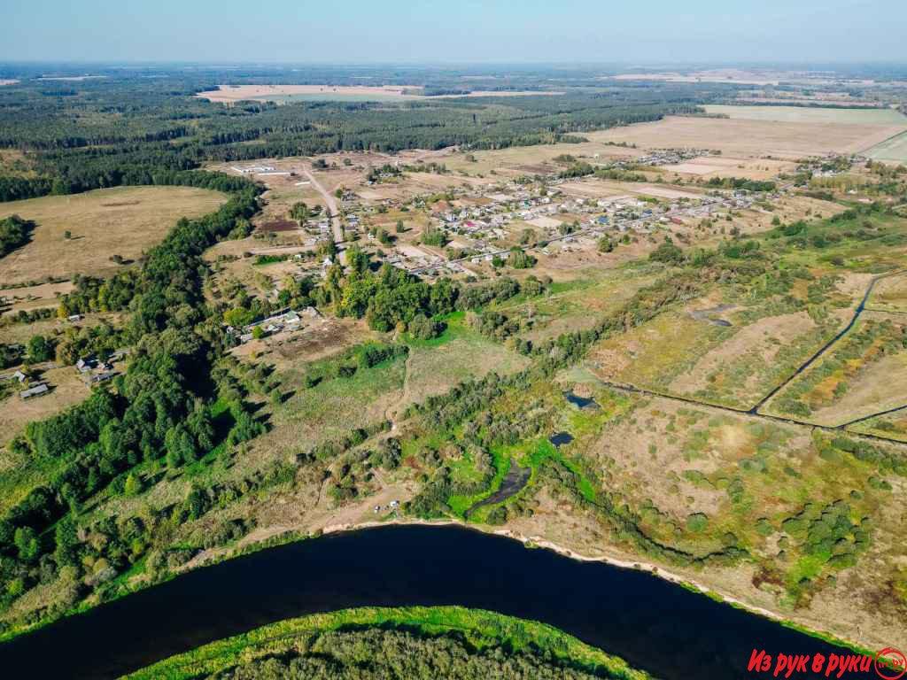 Продам дом в современном стиле на берегу реки Березина. Дорога асфальт