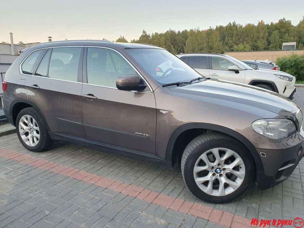 BMW X5, внедорожник, 2012 г.в., автомат, 3 л, цвет: коричневый