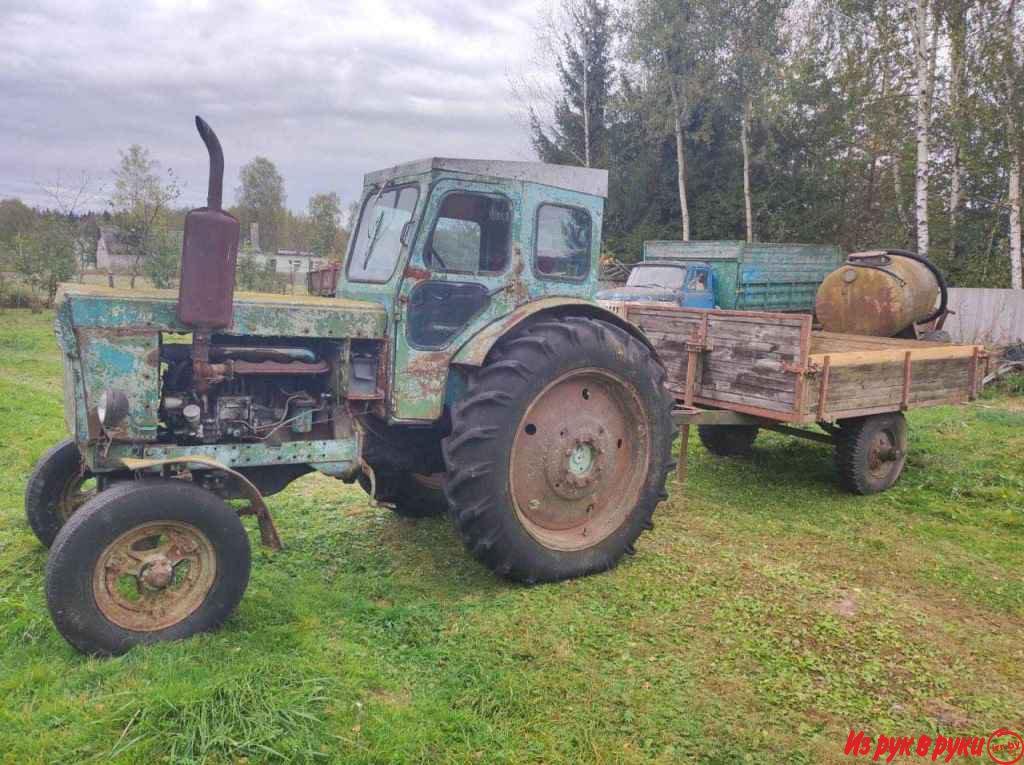 Трактор T-40 с прицепом, в рабочем состоянии. Двигатель новый! Прицеп 