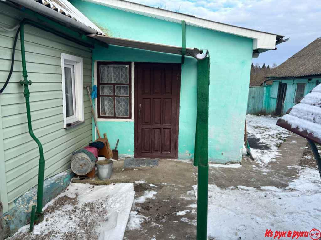 Продаётся дом а агрогородке Носовичи. В населённом пункте ездят маршру