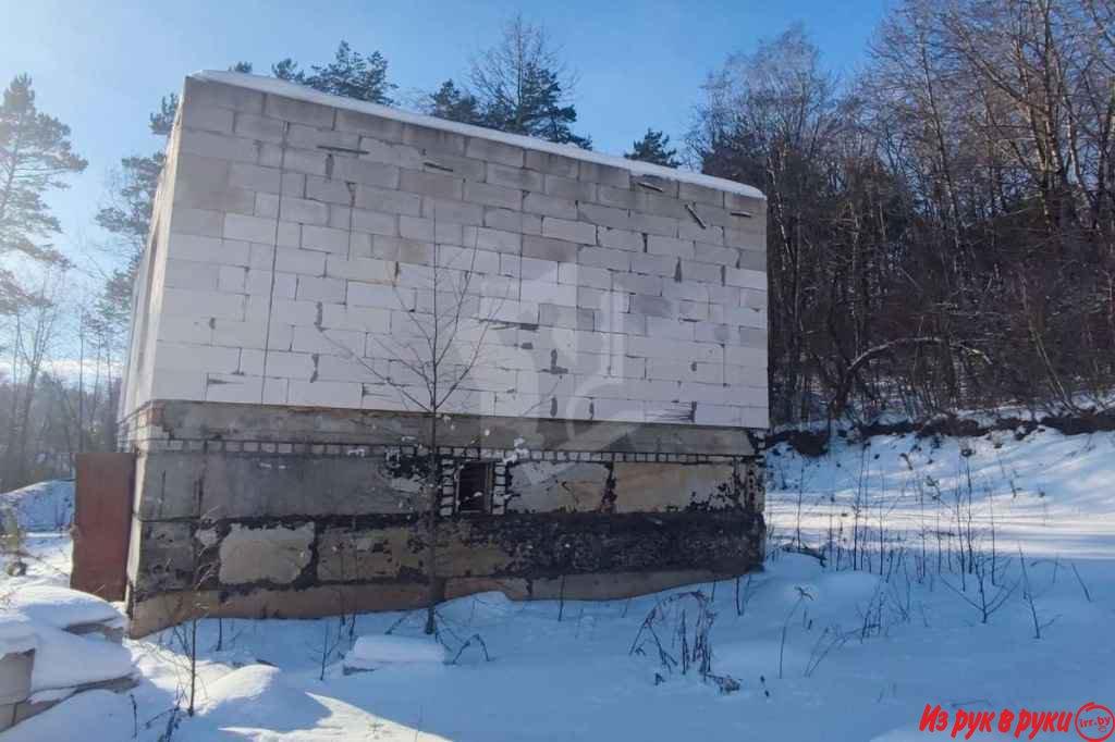 Продается земельный участок с незавершенным домом в агрогородке Олехно