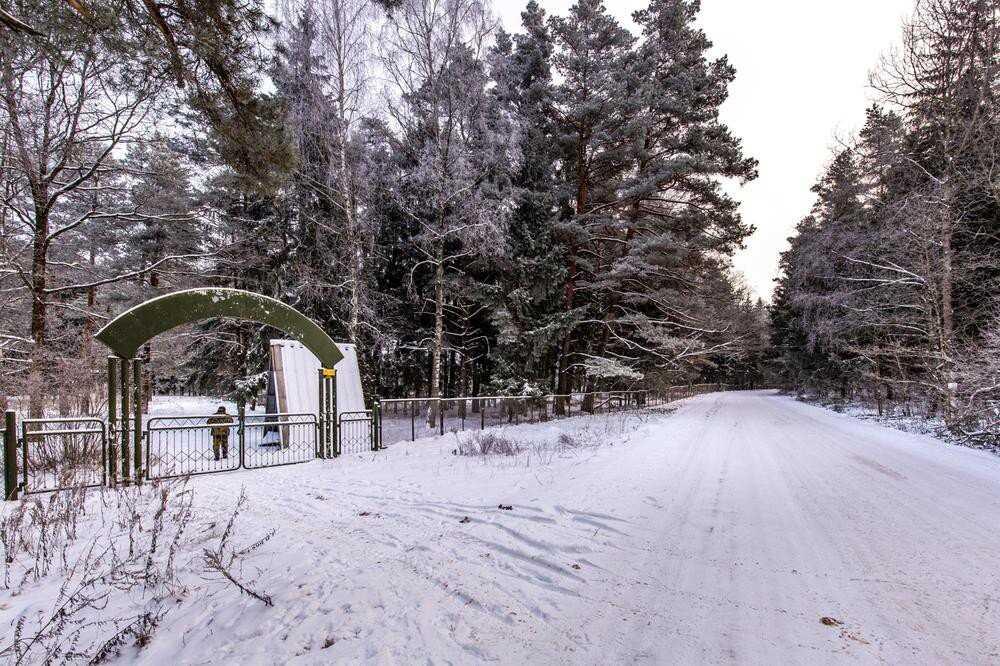 Земля со строениями!