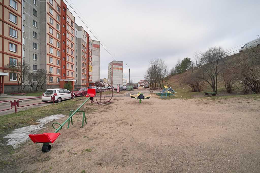 Продажа 4-х комнатной квартиры в г. Минске, ул. Нестерова, дом 4