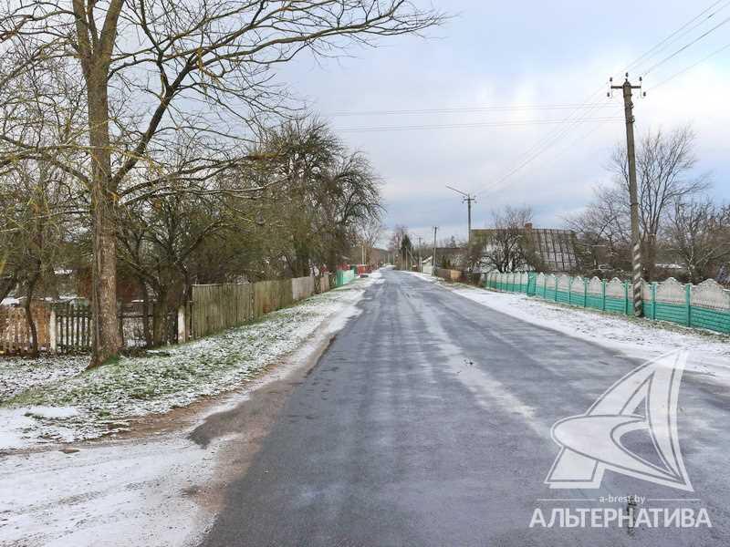 Здание нежилое в Каменецком районе в собственность