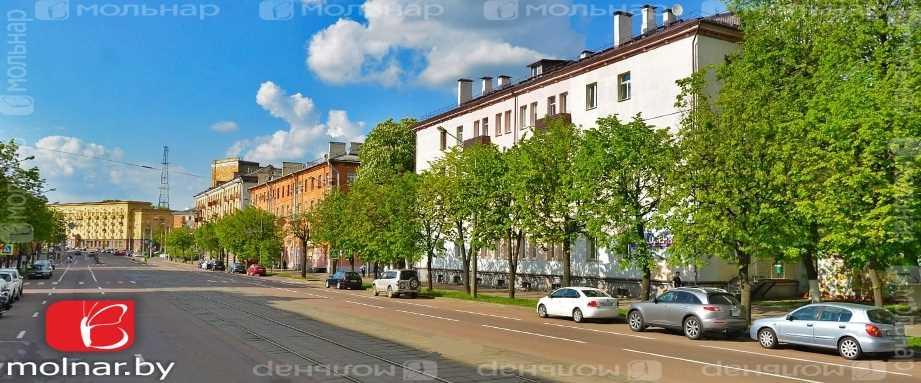 Продается помещение в центре города с отдельным входом.