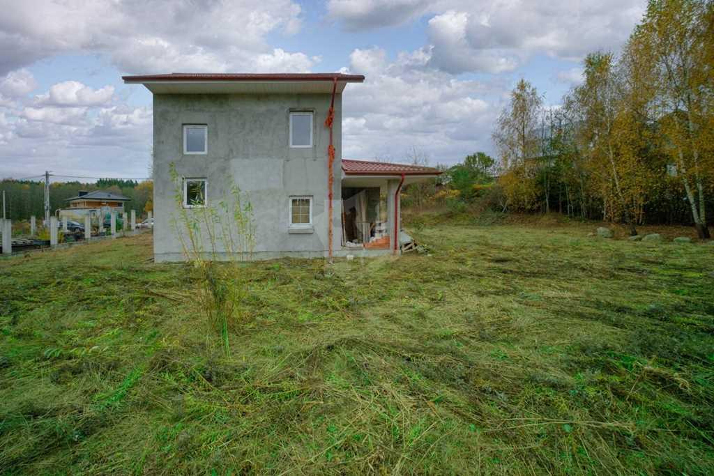 Живописный, угловой участок с капитальным домом в Прилепах. 18 км от М