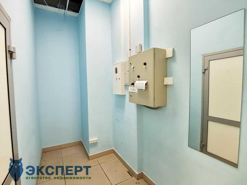 Аренда офисного помещения 167 м2 по ул. Кульман 3, в ТЦ «Coolman»