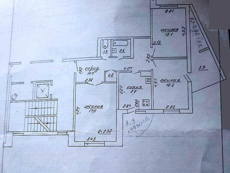 3-х комнатная квартира по ул. Кабяка 12