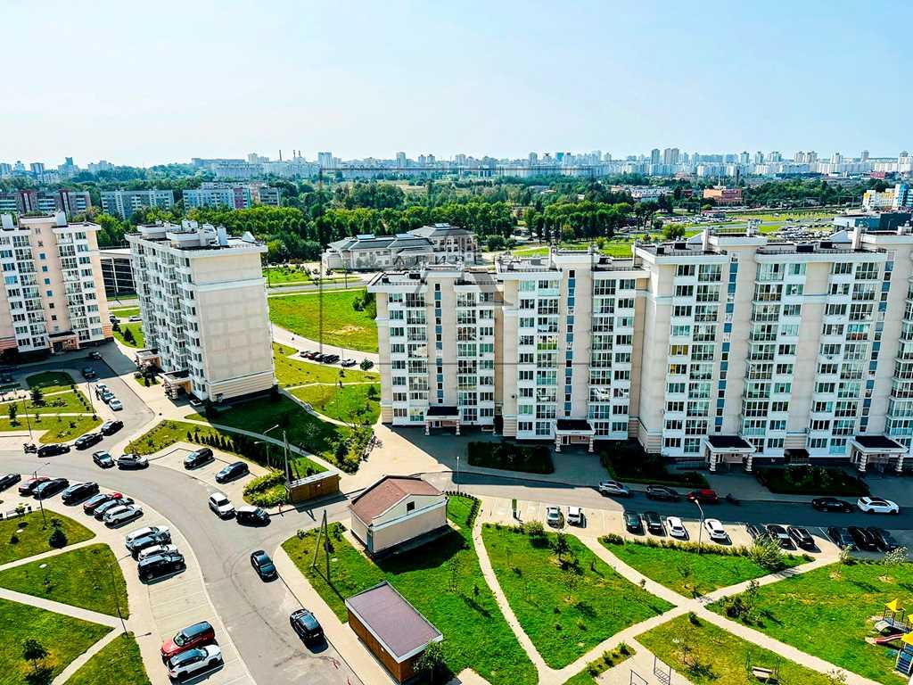 Продается 2-ком. квартира в м-не Лебяжий (73.3 м2)