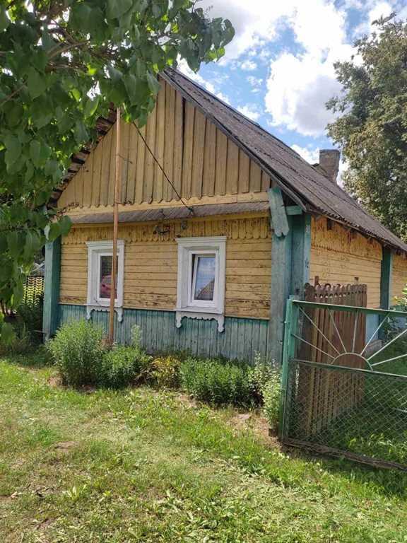 КРЕПКИЙ ДЕРЕВЯННЫЙ ДОМ В ОКРУЖЕНИИ ЛЕСА ВБЛИЗИ РЕЧКИ «НЕМАН»