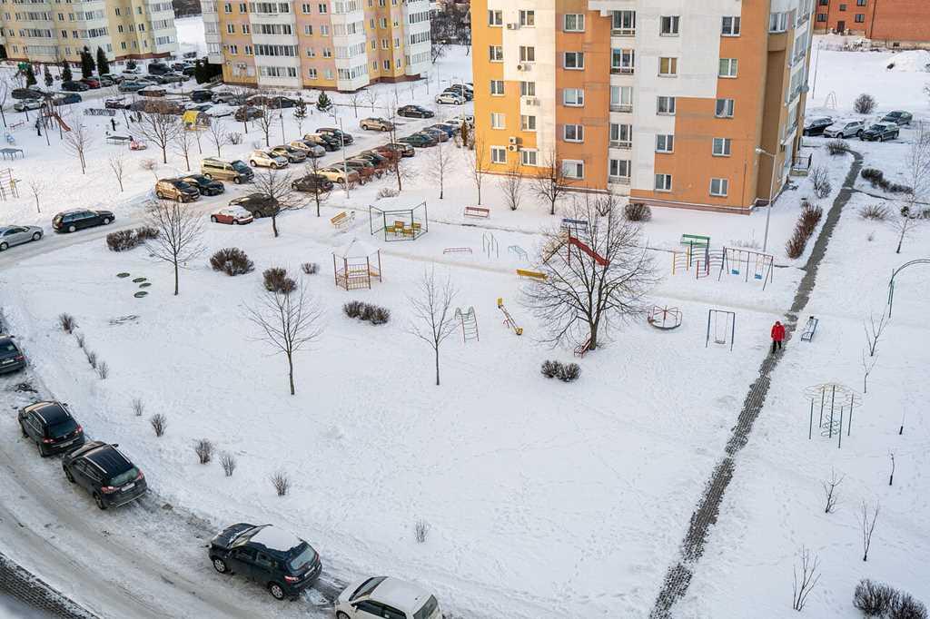 Уютная евротрешка по дизайнерскому проекту возле м.Малиновка с двумя с