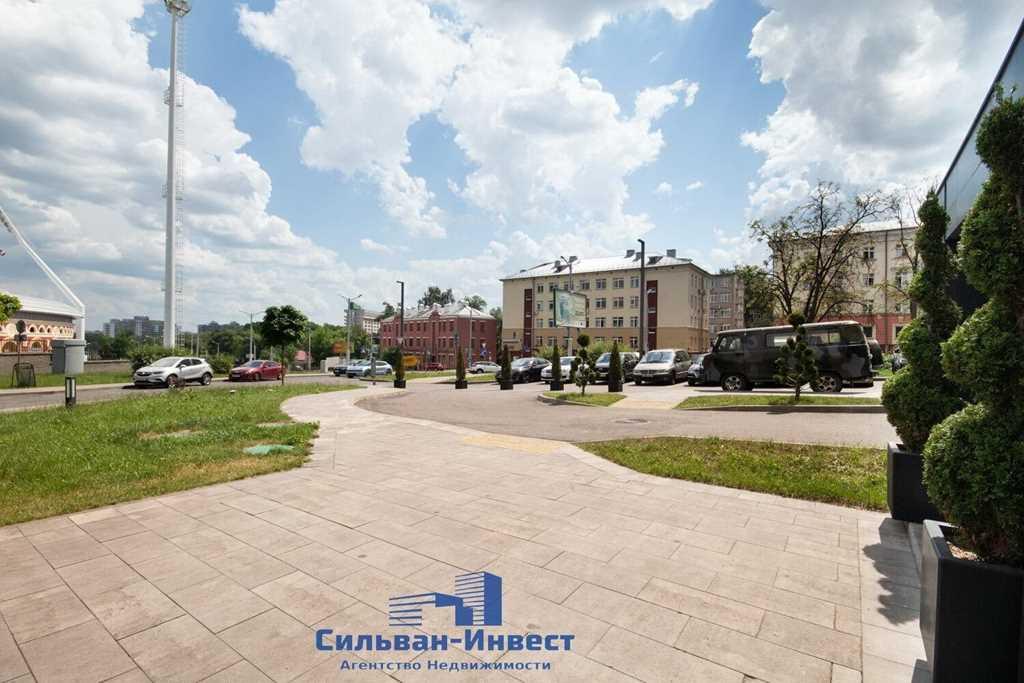 Продажа помещения под ресторан, торговое, офисы, услуги в центре город