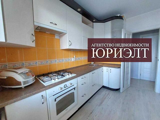 В продаже двухкомнатная квартира, расположенная по улице Б. Росы, д.13