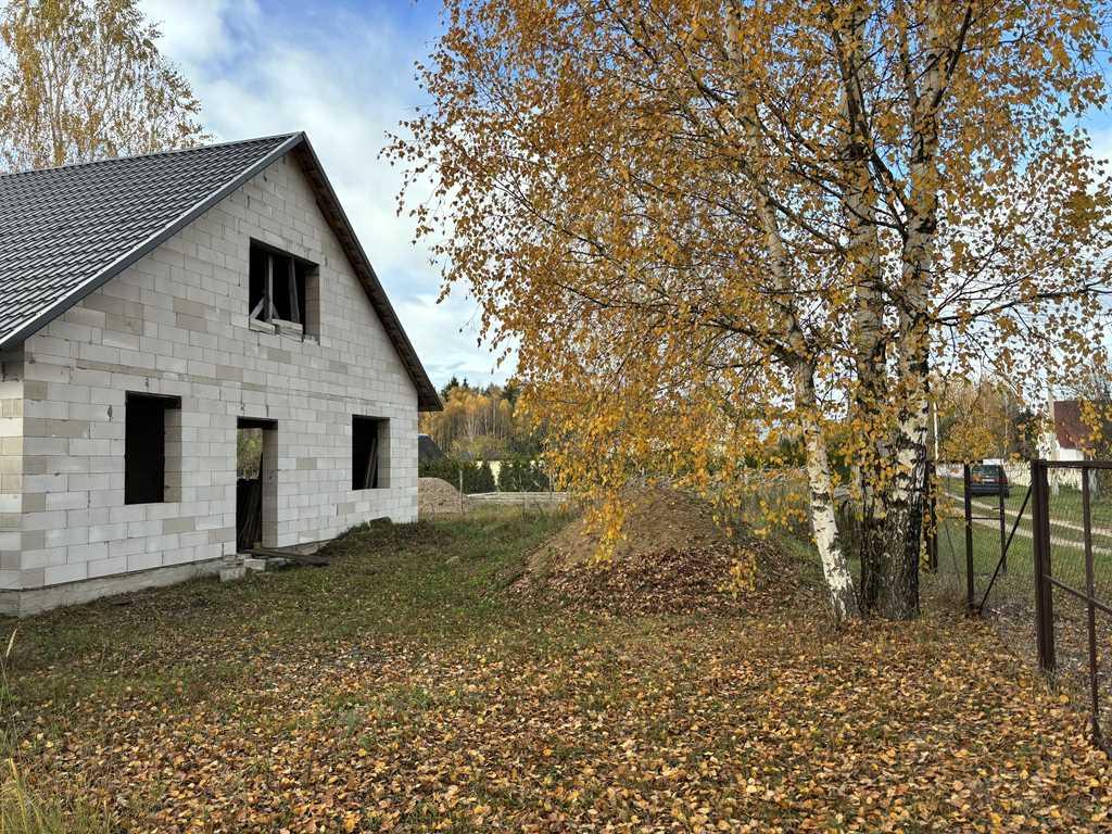 Дом  в красивом  месте.