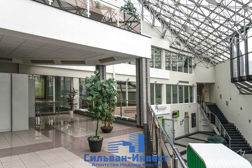 Продажа здания в центре Минска. Машерова 80