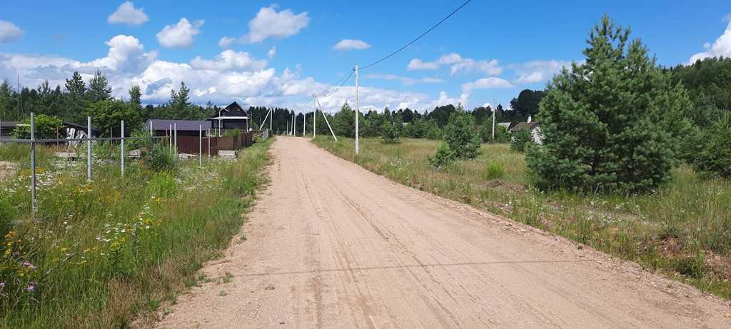 Участок (угловой) недалеко от Минска