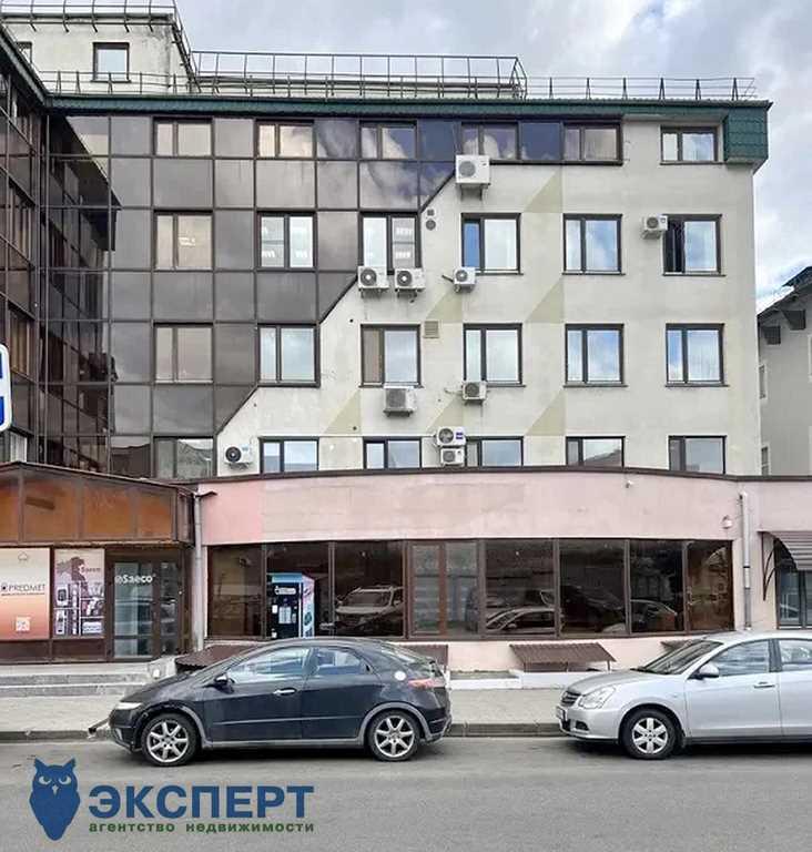 Продажа торгового помещения 396,7 м2 по ул. Тростенецкая д.3, г. Минск