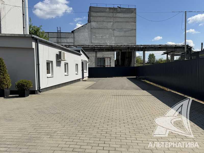 Здание многофункциональное в Бресте в аренду